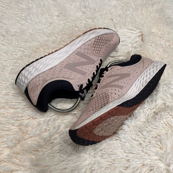New Balance Fresh Foam Zante women sneakers size 9 - Picture 3 of 14